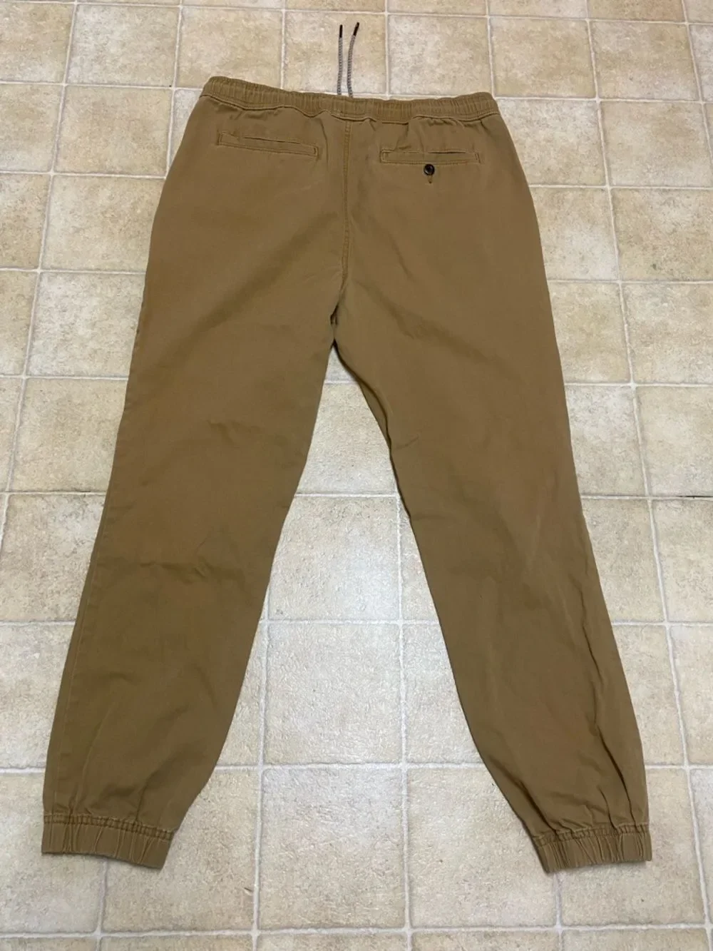 Aeropostale Men's Drawstring Joggers in Brown Size M